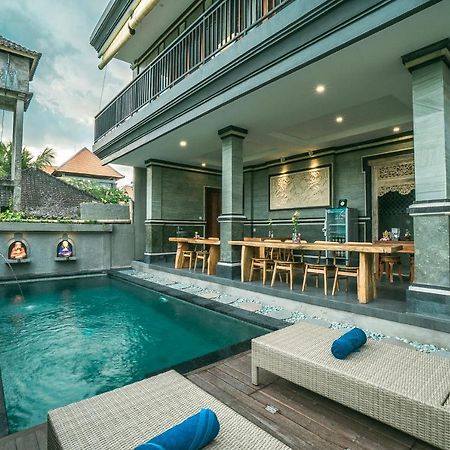 Three Dewi's Guest House Ubud Exterior foto