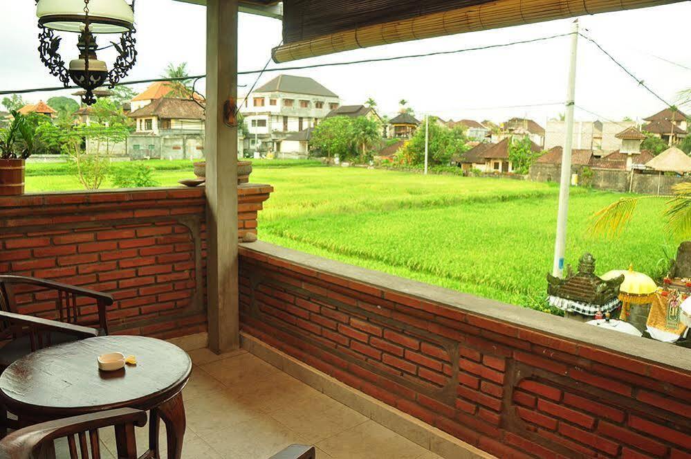 Three Dewi's Guest House Ubud Exterior foto